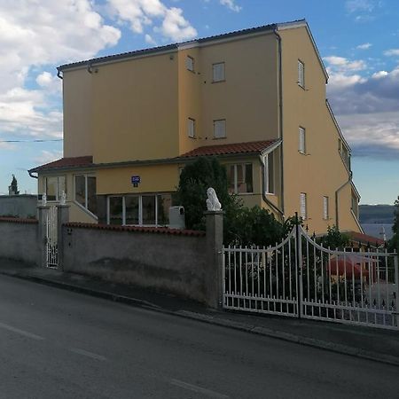 Panorama Blick Apartment Novi Vinodolski Exterior photo